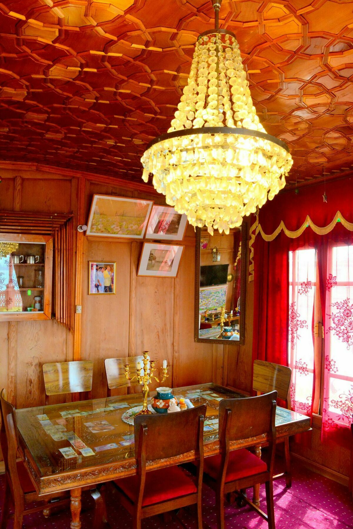 فندق Golden Flower Heritage Houseboat Nagin Bagh المظهر الخارجي الصورة