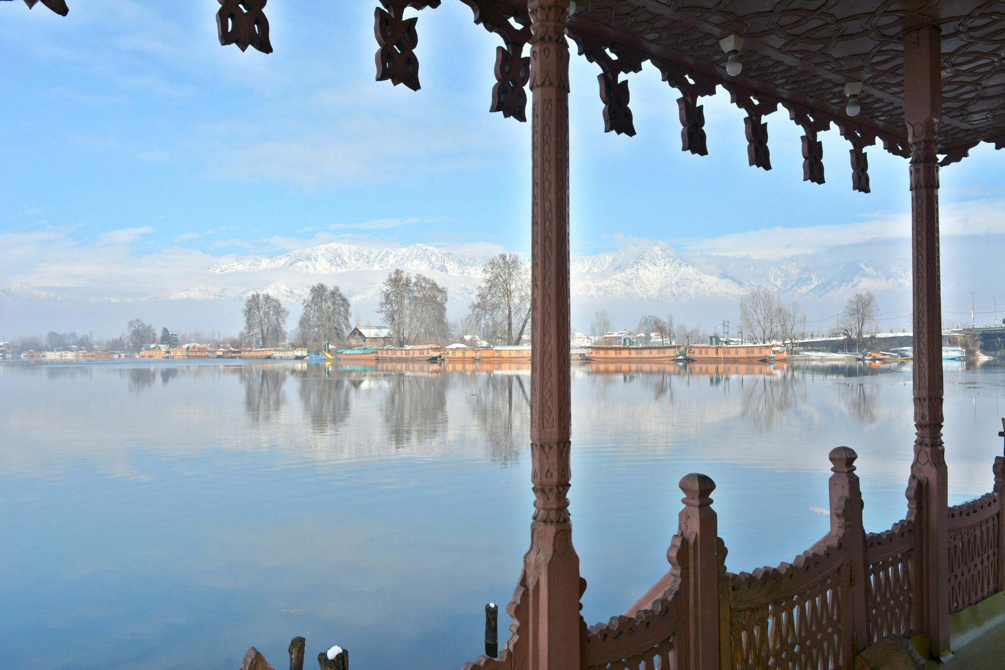 فندق Golden Flower Heritage Houseboat Nagin Bagh المظهر الخارجي الصورة